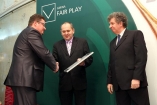 Gmina Borzęcin - Galeria zdjęć Gala "Przedsiębiorstw i Gmin Fair Play" 2010