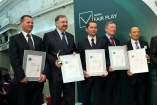 Zdjęcia grupowe - Galeria zdjęć Gala "Przedsiębiorstw i Gmin Fair Play" 2010