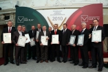 Zdjęcia grupowe - Galeria zdjęć Gala "Przedsiębiorstw i Gmin Fair Play" 2010