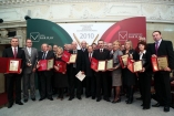 Zdjęcia grupowe - Galeria zdjęć Gala "Przedsiębiorstw i Gmin Fair Play" 2010