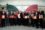 Zdjęcia grupowe - Galeria zdjęć Gala "Przedsiębiorstw i Gmin Fair Play" 2010