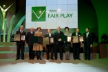 Zdjęcia grupowe - Galeria zdjęć Gala "Przedsiębiorstw i Gmin Fair Play" 2010